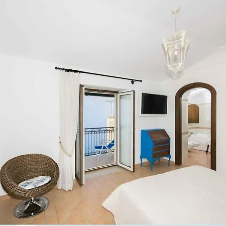 Elegant Terrace With Private Pool 200m From The Sea *