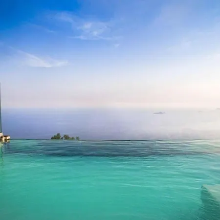 Elegant Terrace With Private Pool 200m From The Sea Apartment
